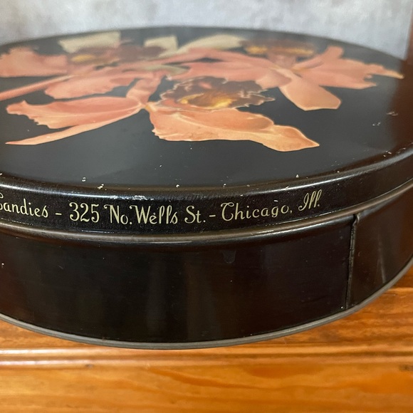 Vintage Canco Candy Tin Helen Harrison 1930’s - Picture 4 of 10